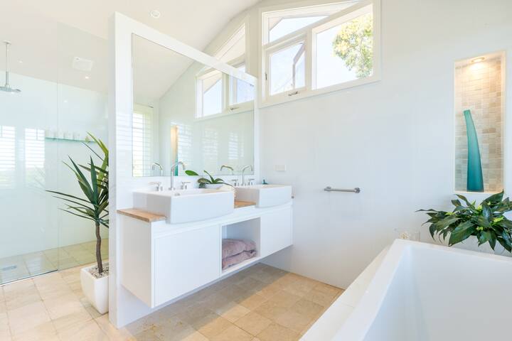 Family Fun at the Beach gallery image 4