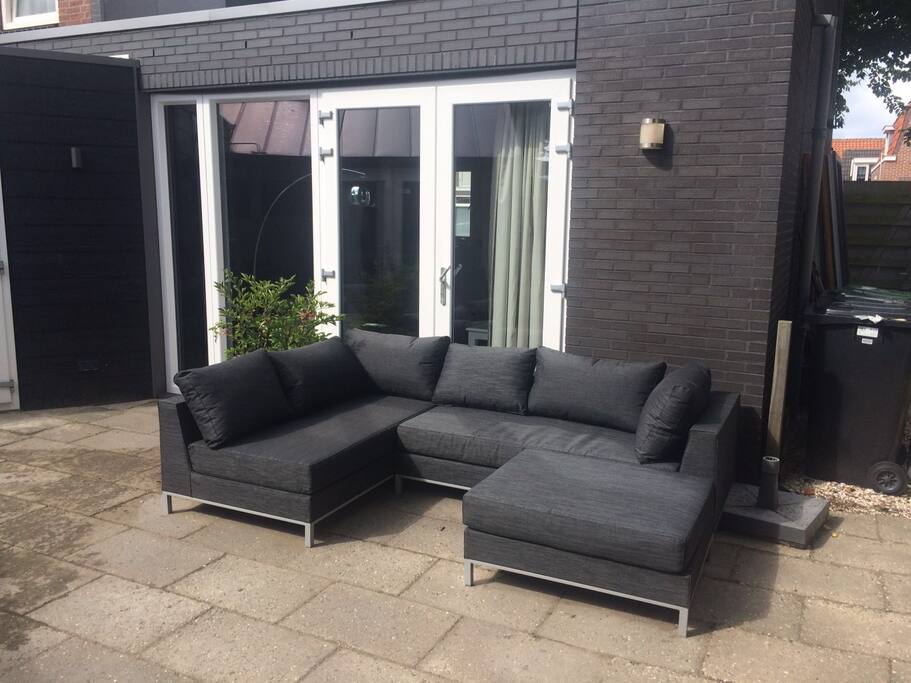 Ruime luxe loungeset (gezamelijk gebruik)
