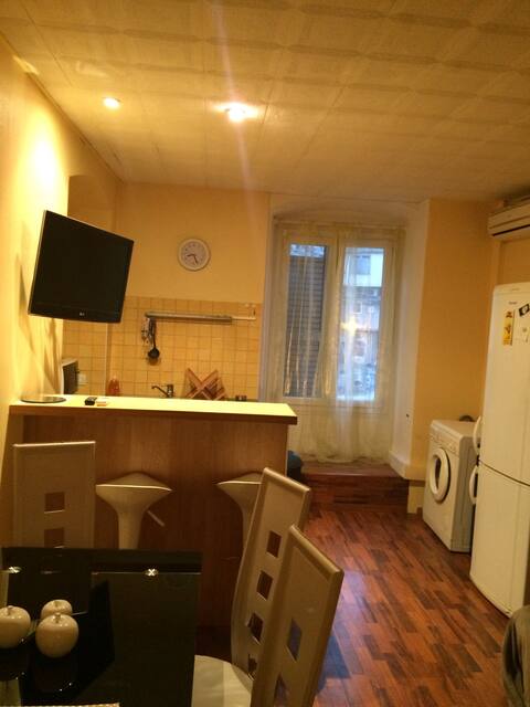 F3 air-conditioned city center Corte