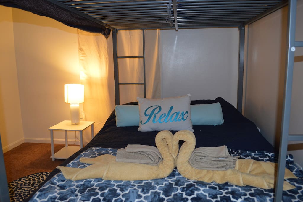 Relax in comfort in our southing room that sleeps 4