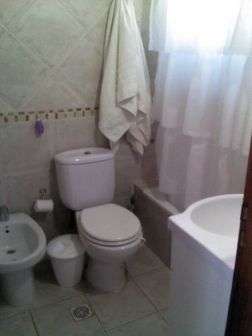 Baño completo c/bañera y bidet
