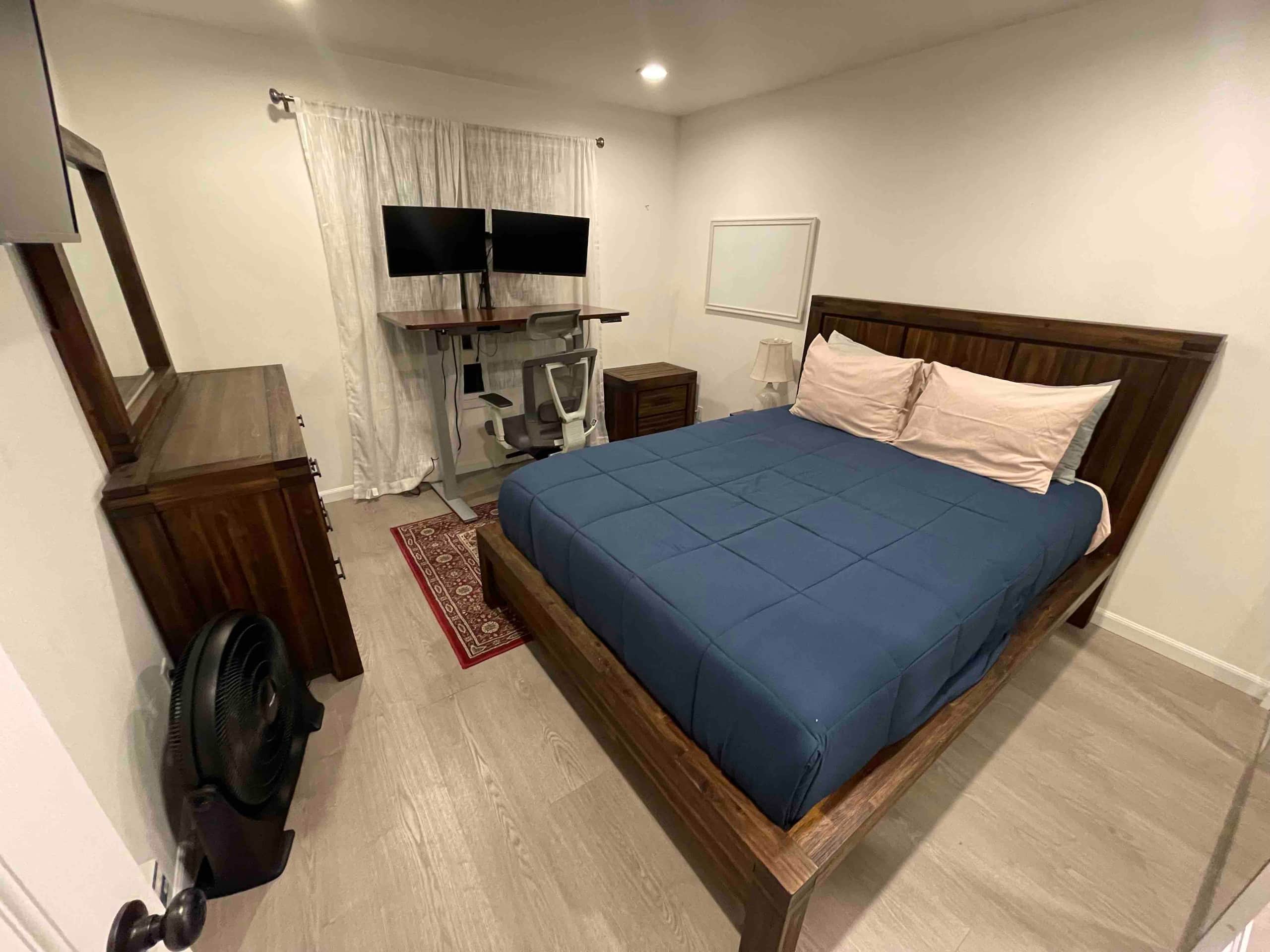 Home in San Francisco · ★4.9 · 2 bedrooms · 2 beds · 1 bath - Image 44