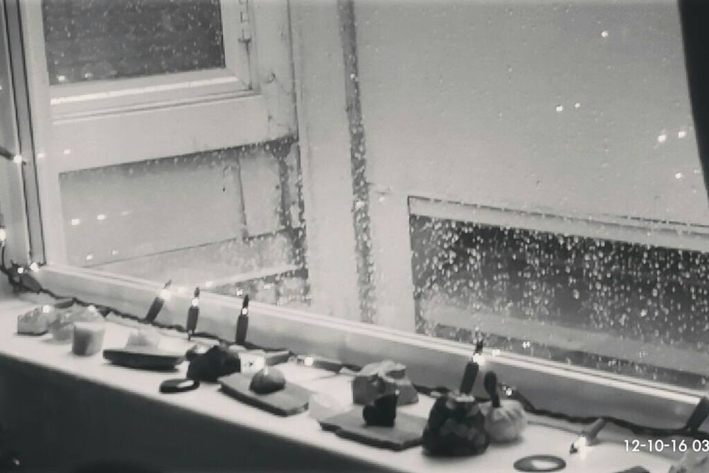 This is the great window on a rainy day...also beautiful on a sunny day!
0