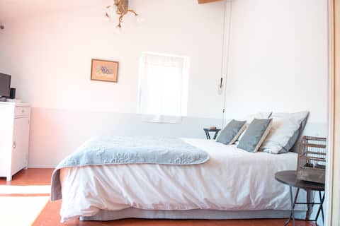 La Chambre 21, Chambre d 'hôtes Entrevaux Provence