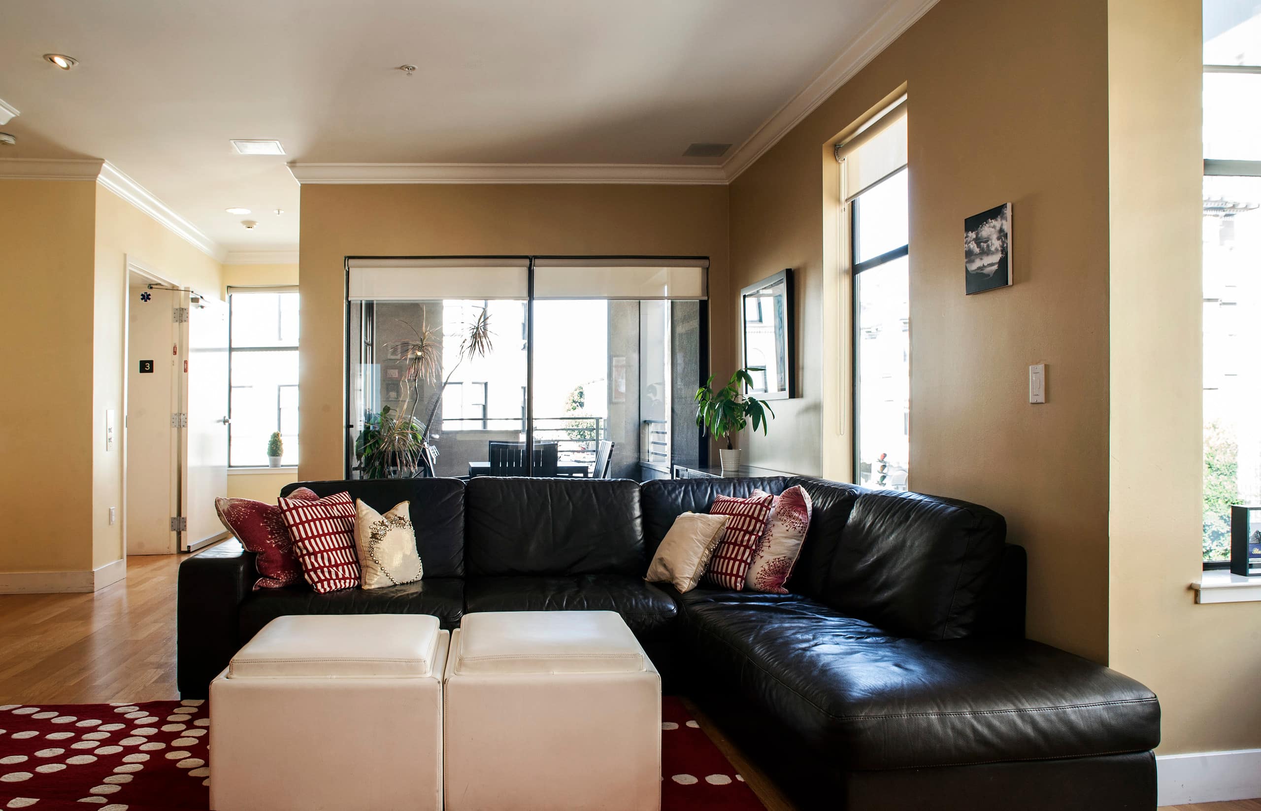Condo in San Francisco · ★4.95 · 3 bedrooms · 4 beds · 2 baths - Image 7