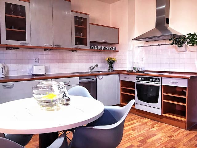 Apartment MODERN
