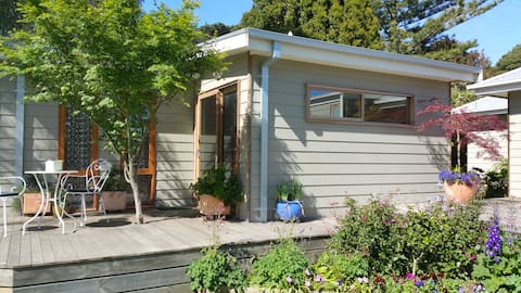 Quiet Garden Studio in heart of Cowes