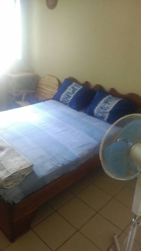 Chambre à 10 euro avec petit dej pres de la mer