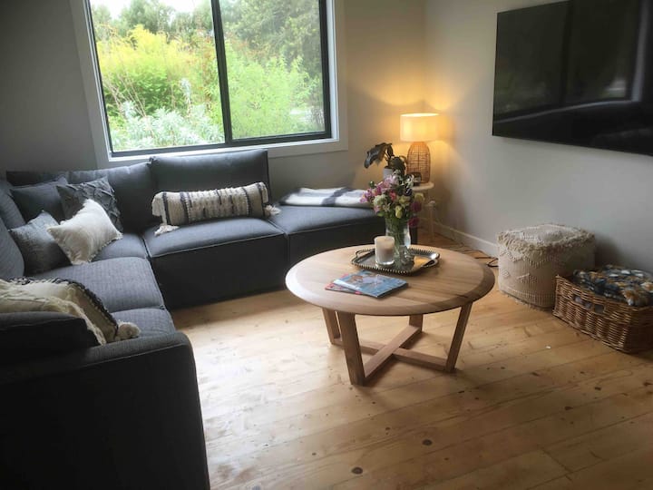 Beautiful Family Home With Space For Everyone - Birregurra