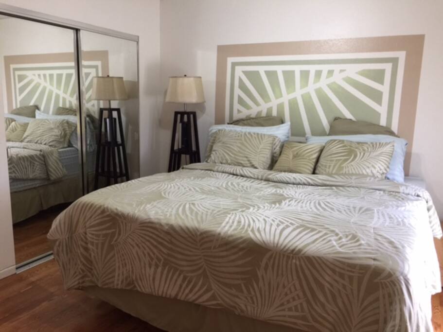 King size bed