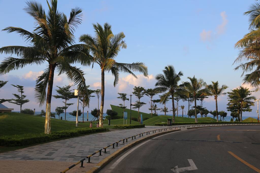 小区距离海边仅几百米