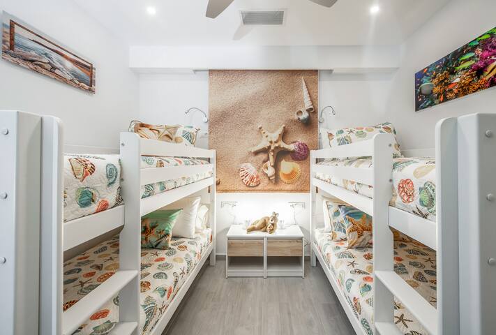 Galilean Moons Villa gallery image 5