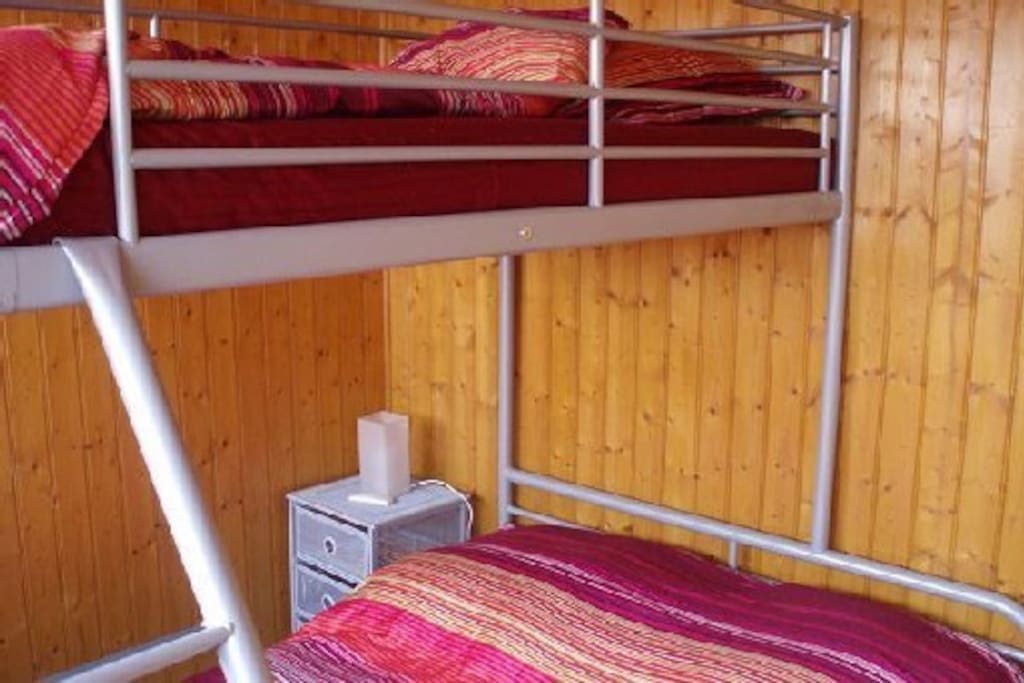 3 couchages à l'étage, 2 au rez de chaussée