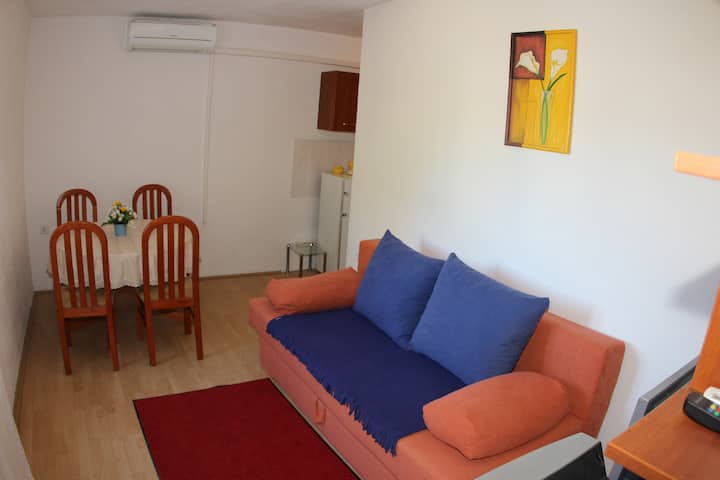 Apartment Mirela - Hvar