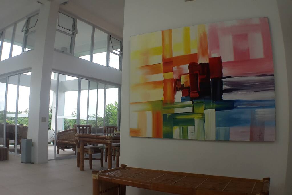 Entrance at the 2nd floor into Apt. 3