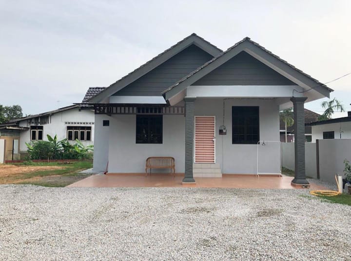 Pasemat Vacation Rentals Homes Narathiwat Thailand Airbnb