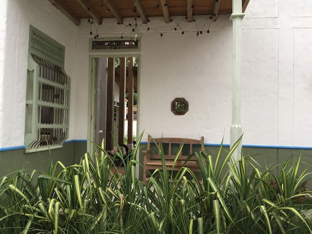 Casa Barquera, Cauca Viejo