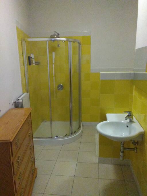 Bagno Matrimoniale 1