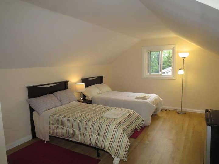 Home in Bancroft · ★4.77 · 1 bedroom · 2 beds · 1 shared bath