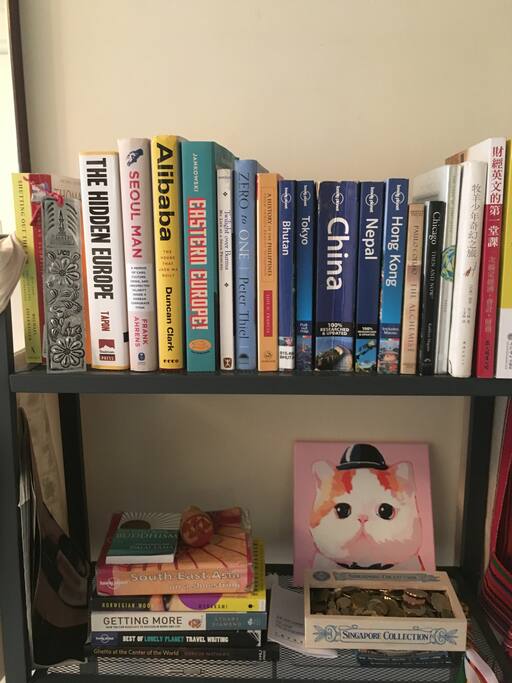 Books available to borrow during your stay