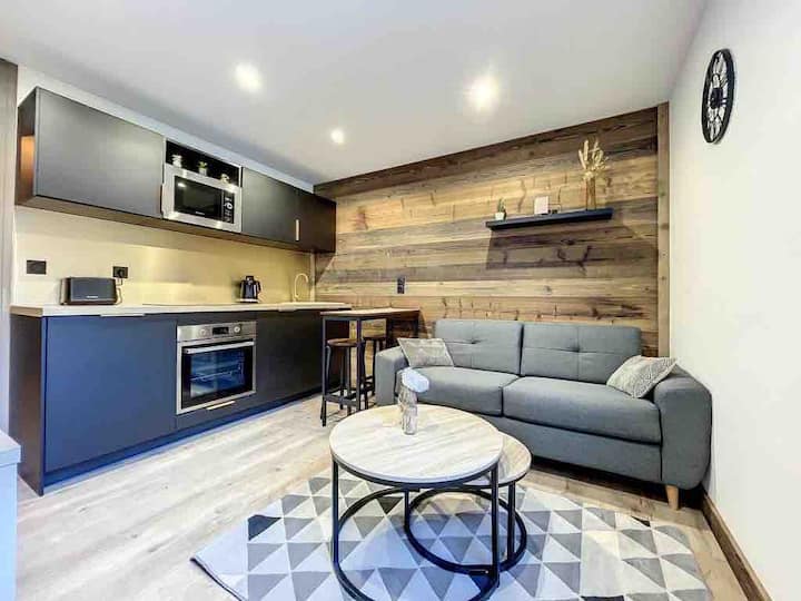 SaintGervais village, close to the center/ski resort Apartments for