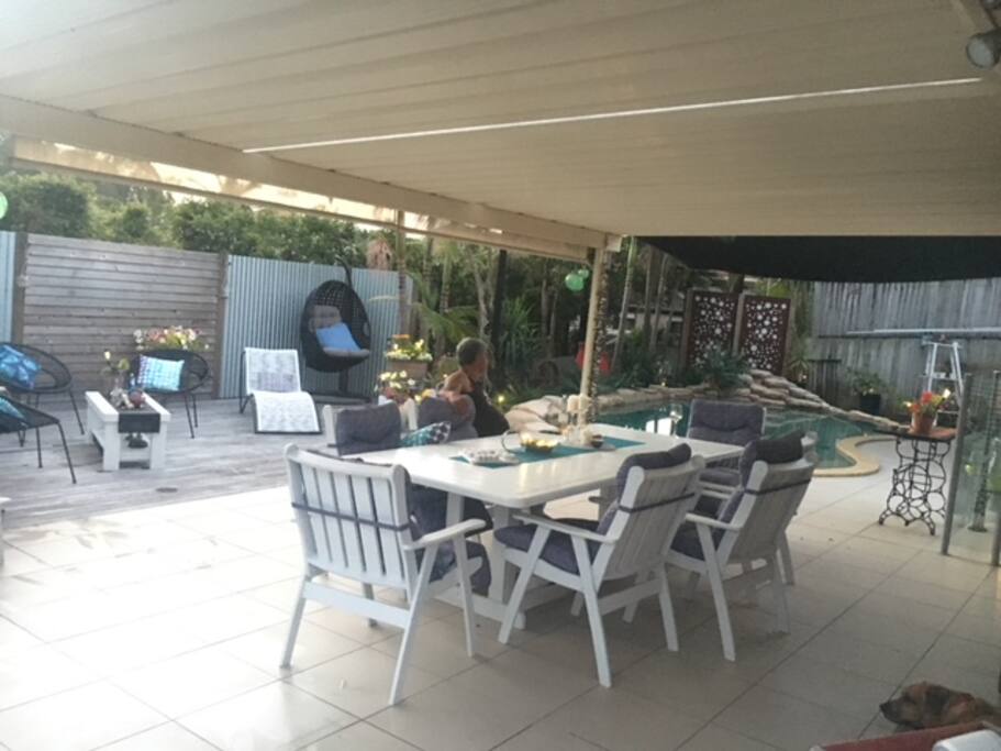 Outdoor living, BBQ and Fridge