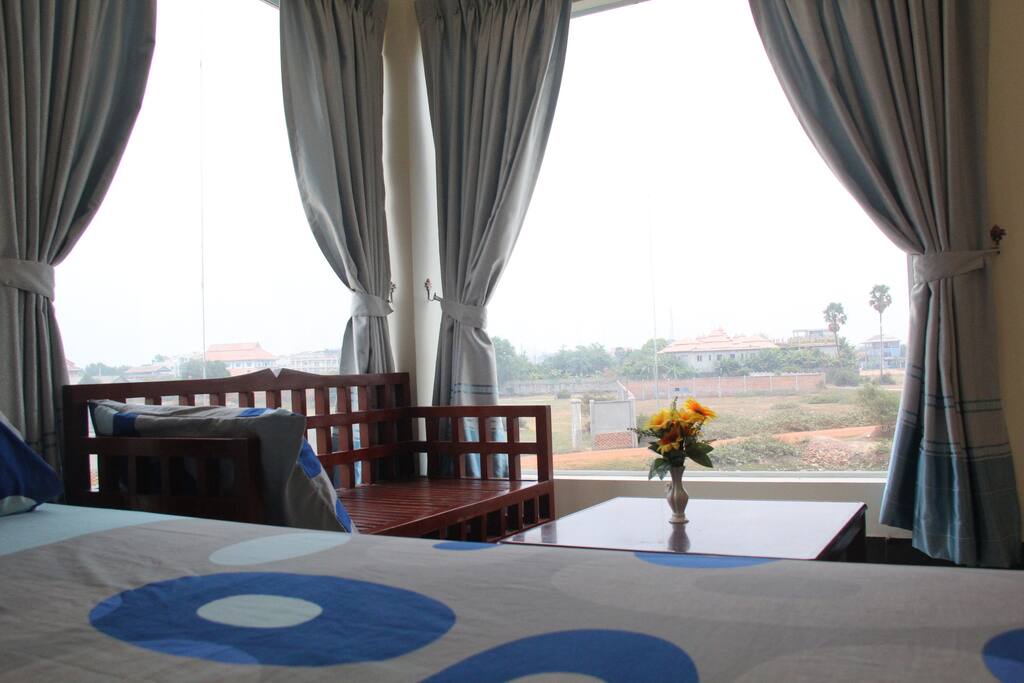 King bed room and surrounding view
