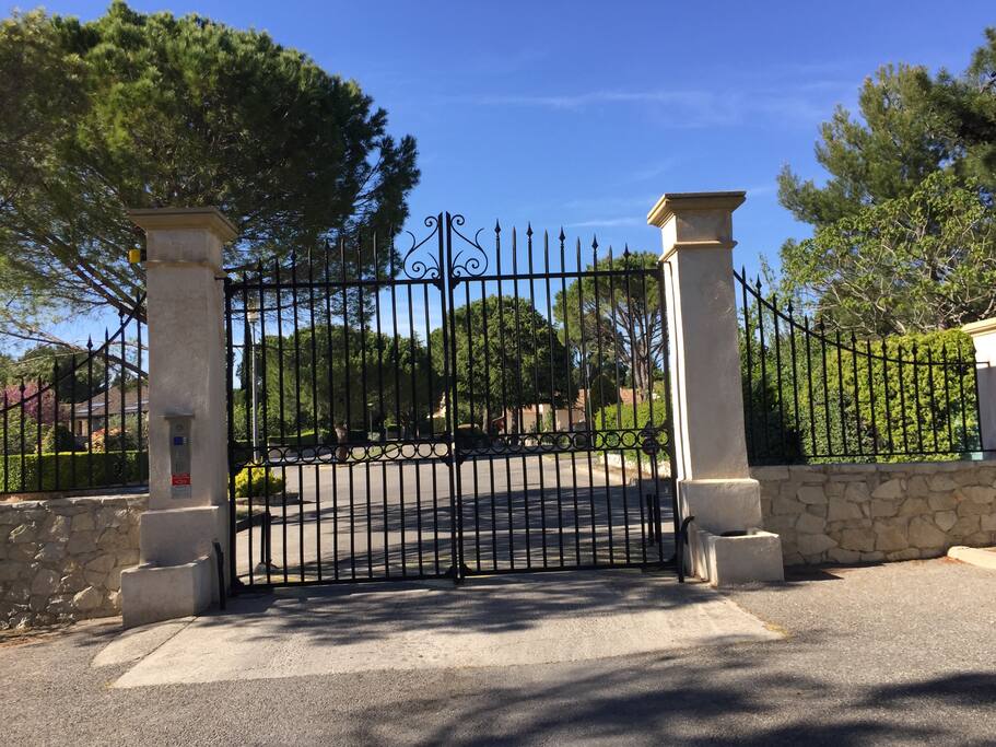 Entrée de la résidence
