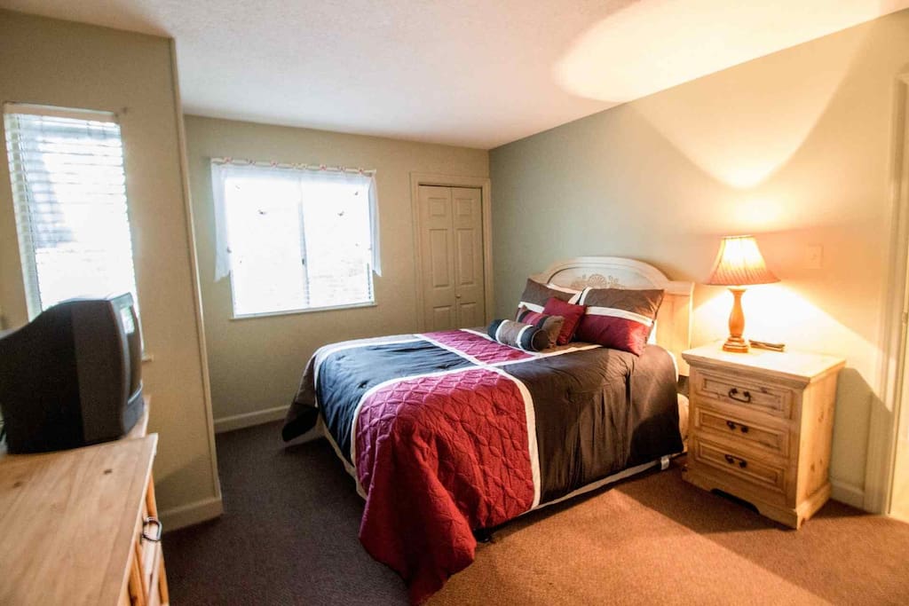 Well appointed bedrooms ensure you and all your guests will stay in comfort!