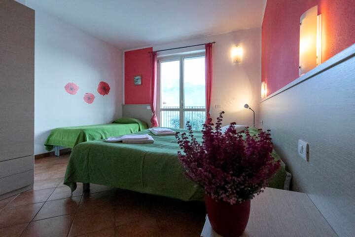 საძინებელი 1