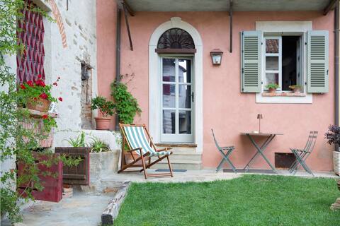 Murazzano, an independent House for all seasons