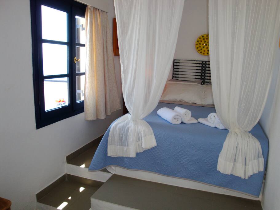 Bedroom with sea view