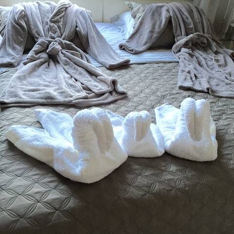 ipanema luxury king bedroom gallery image 2