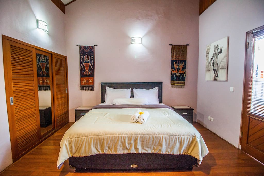 great decor and comfortable beds
