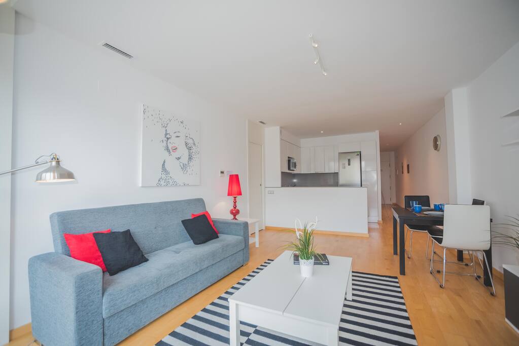 spacious living room