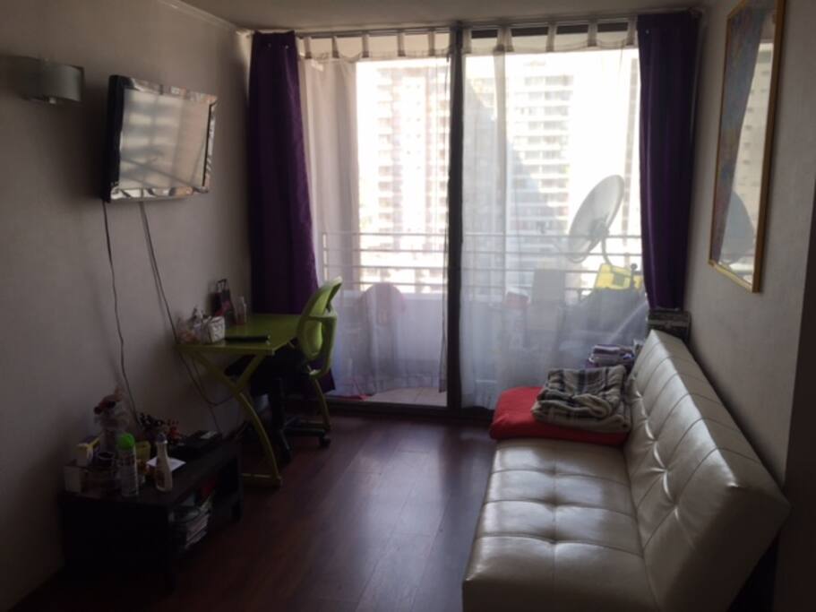 Living con futón
Living-room with a futon couch