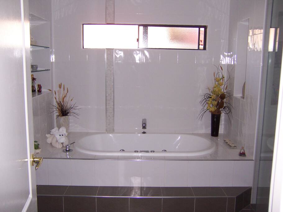 Spa bath