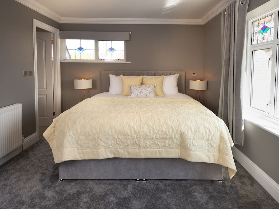 Luxury Superking- Room 8