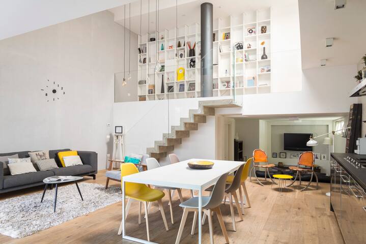 Stylish central loft Milan, with garden, 8 guests gallery image 4