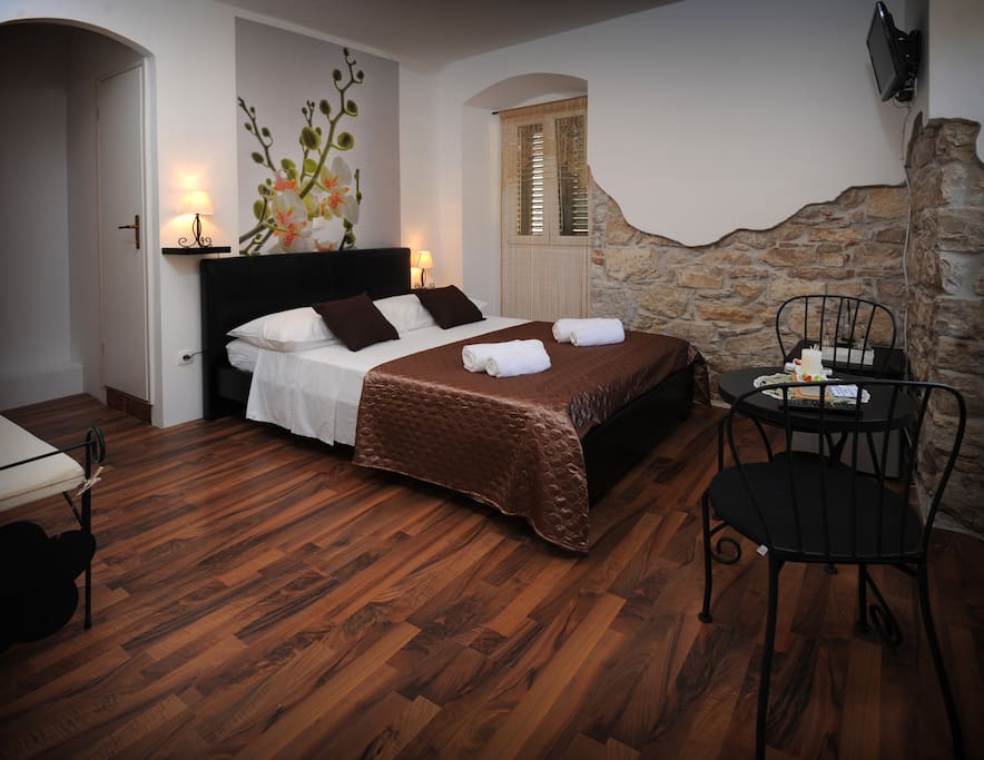 Room No 2