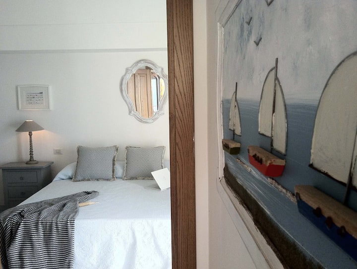 спална соба на горниот кат