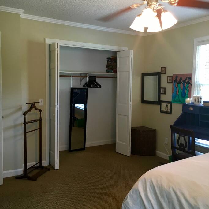 Closet, Clothes Butler