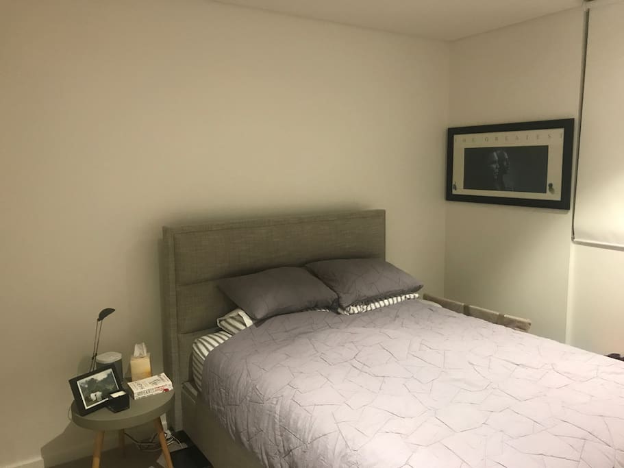Queen size bed