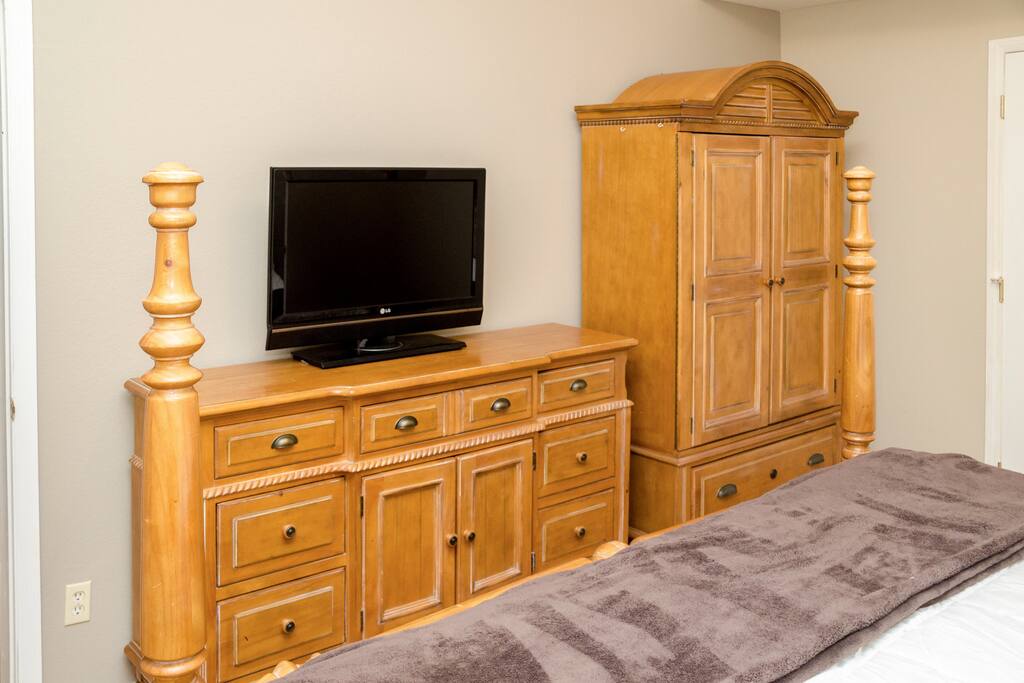King size bed, TV in both rooms.