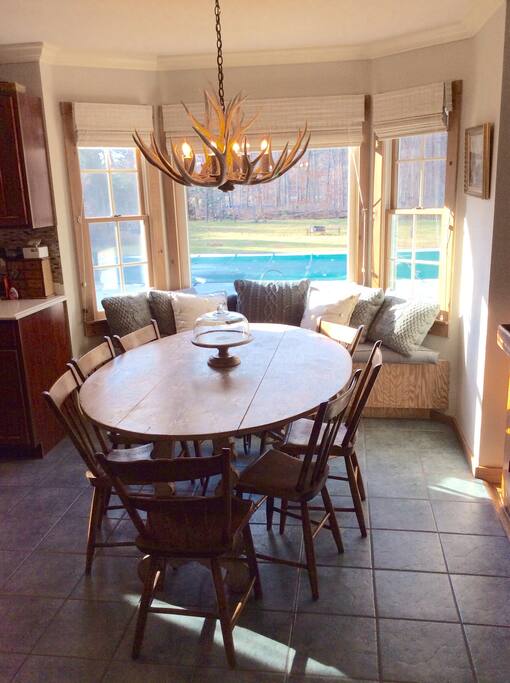 Eat in kitchen