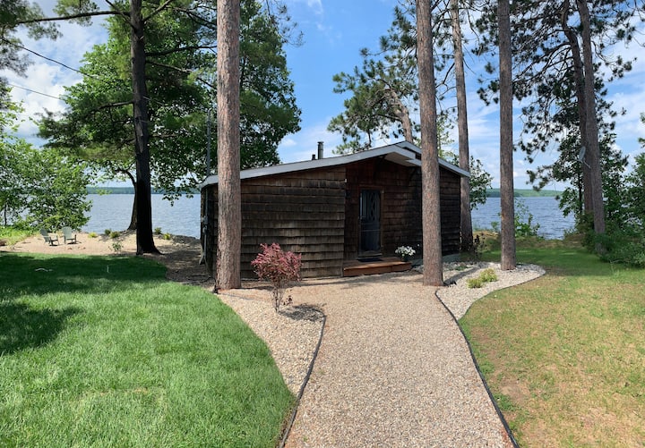 "Piñon" Boutique Waterfront Cottage Cottages for Rent in White Lake