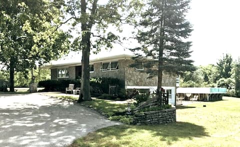 Timeless Treasure W/Private Pool in 1000 Islands