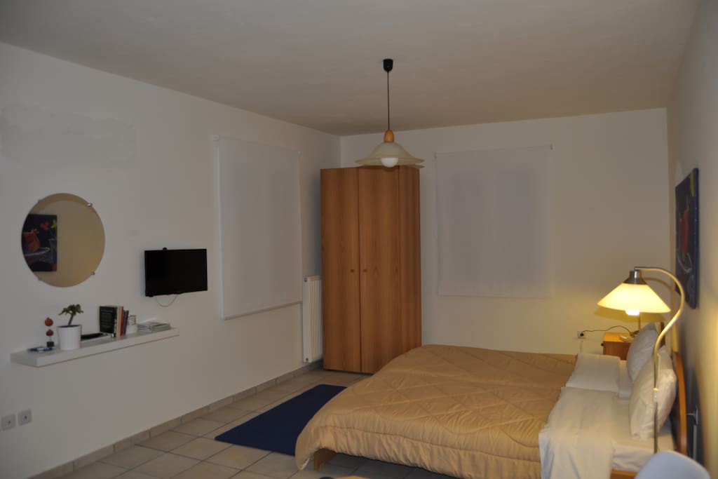 Air conditioning and flat TV