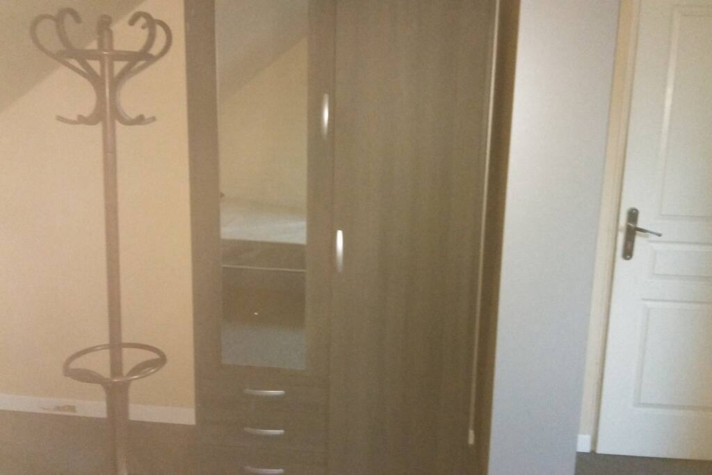 Armoire, penderie