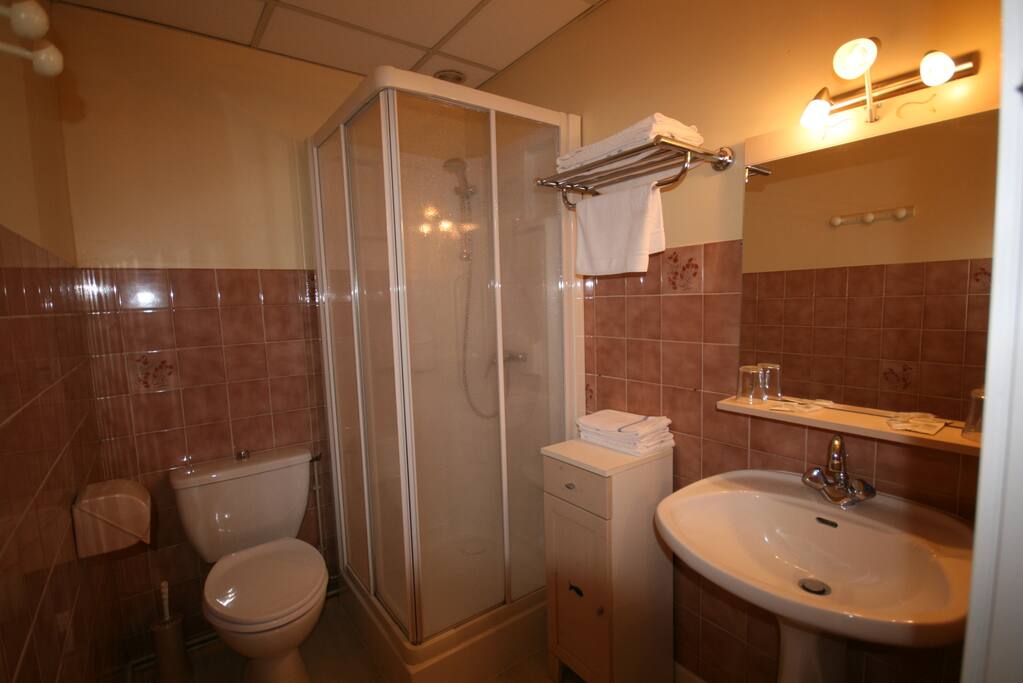 Les balcons du Balandrau - salle de bain